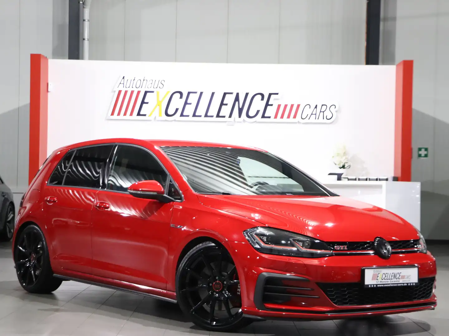 Volkswagen Golf GTI VII 2.0 TSI DSG PERFORMANCE / AID / LED Rouge - 1