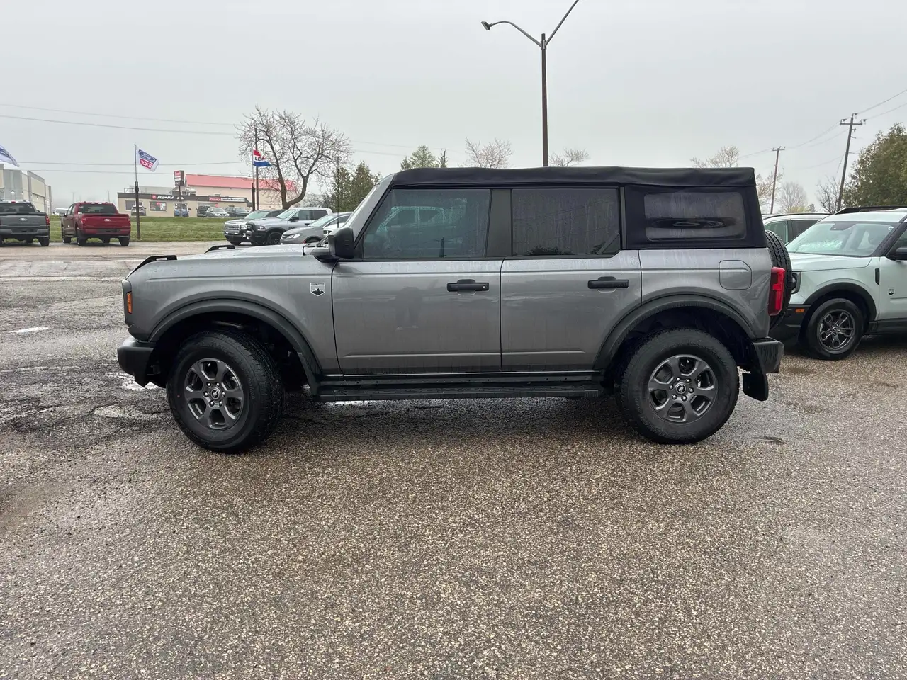 Ford Bronco снимка Ford Bronco