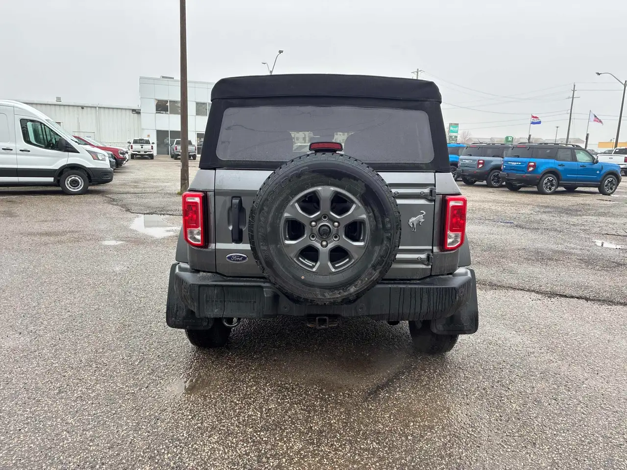 Ford Bronco снимка Ford Bronco