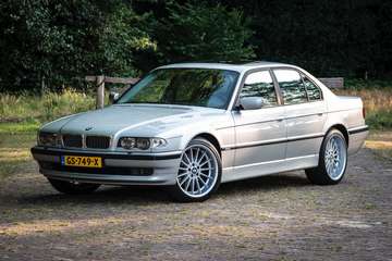 BMW 7-Serie 5.4 I 750 AUT 2000 Grijs