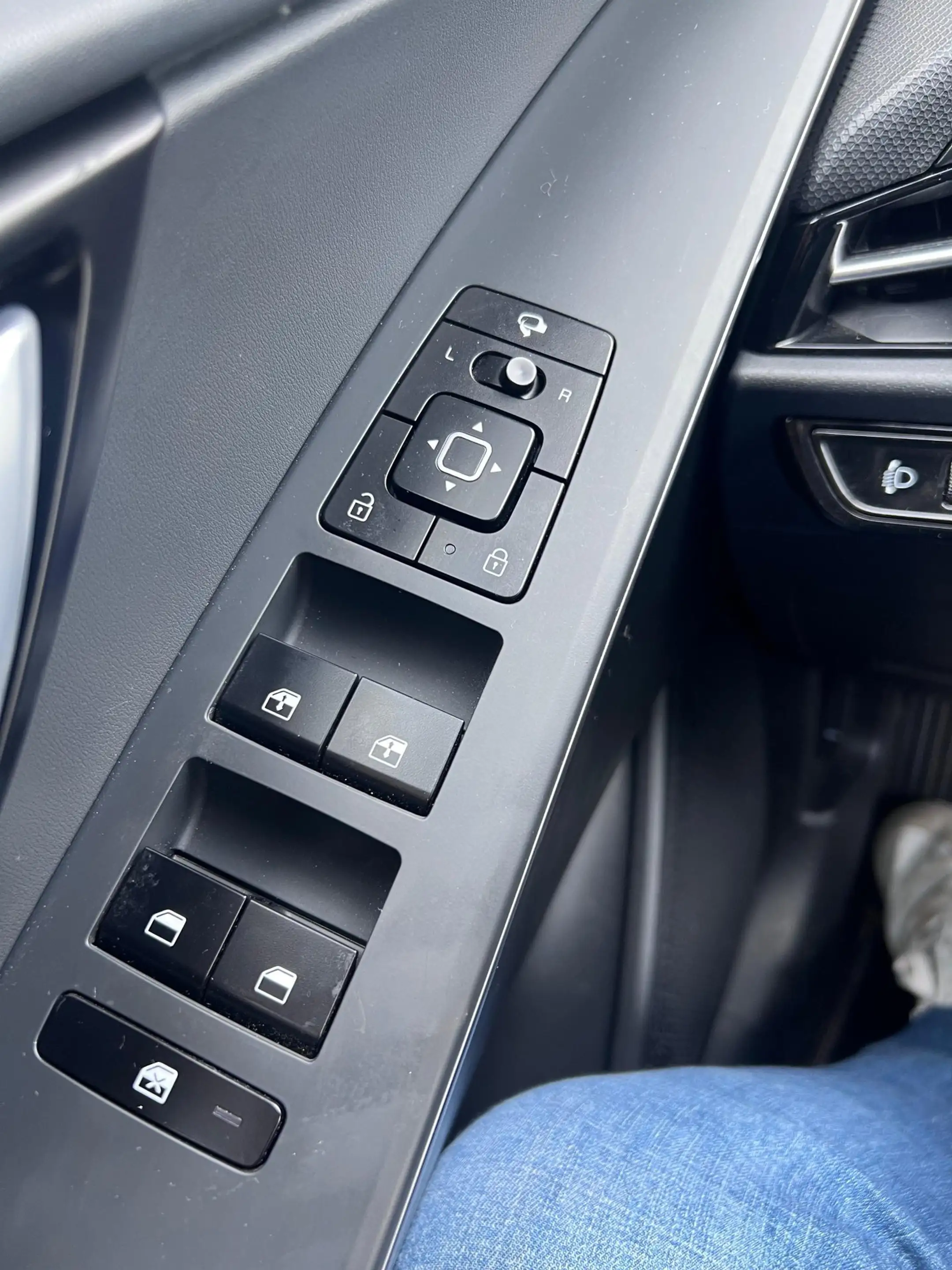 Kia Niro 1.6 GDi Hybrid ExecutiveLine — photo 8