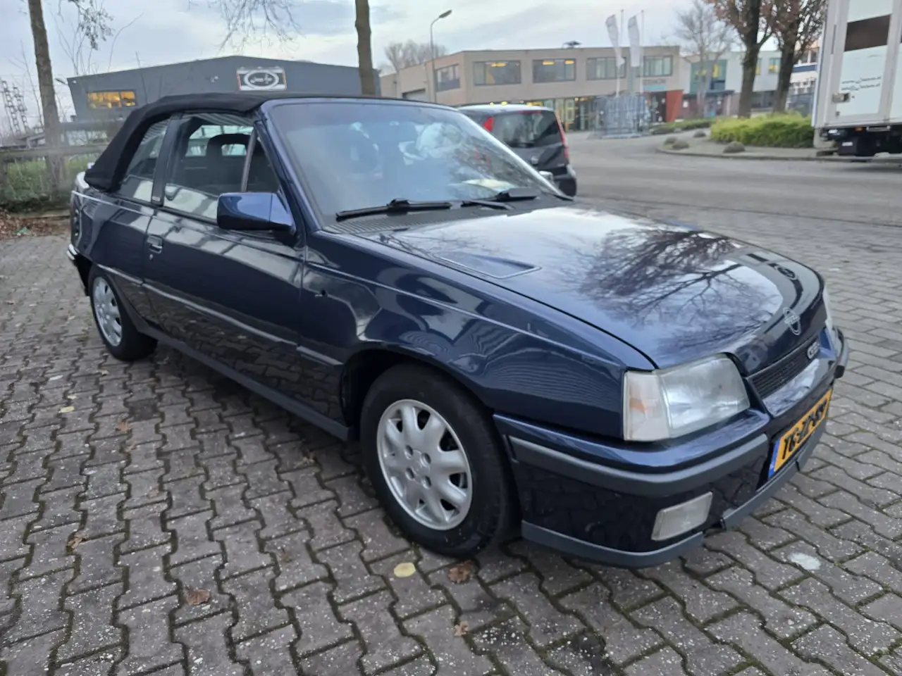 Opel KADETT-E-CABRIO C2.0NE GSI OPNIEUW GESPOTEN, foto 5
