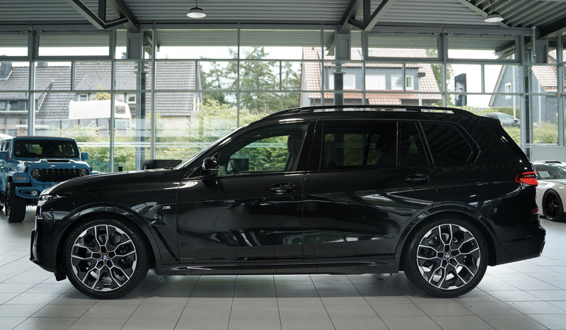 BMW X7 xD 40d M Sport Pro 2H *SkyL*H&K*StandH*Soft-C — photo 11