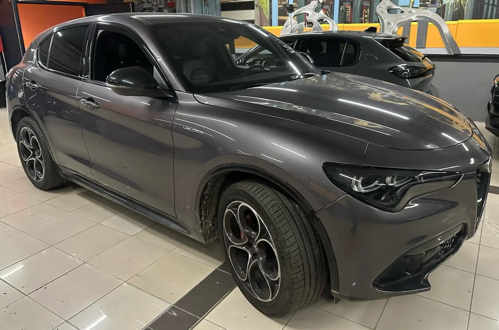 Alfa Romeo Stelvio 2.2 Veloce Q4 210cv auto Grijs - 1