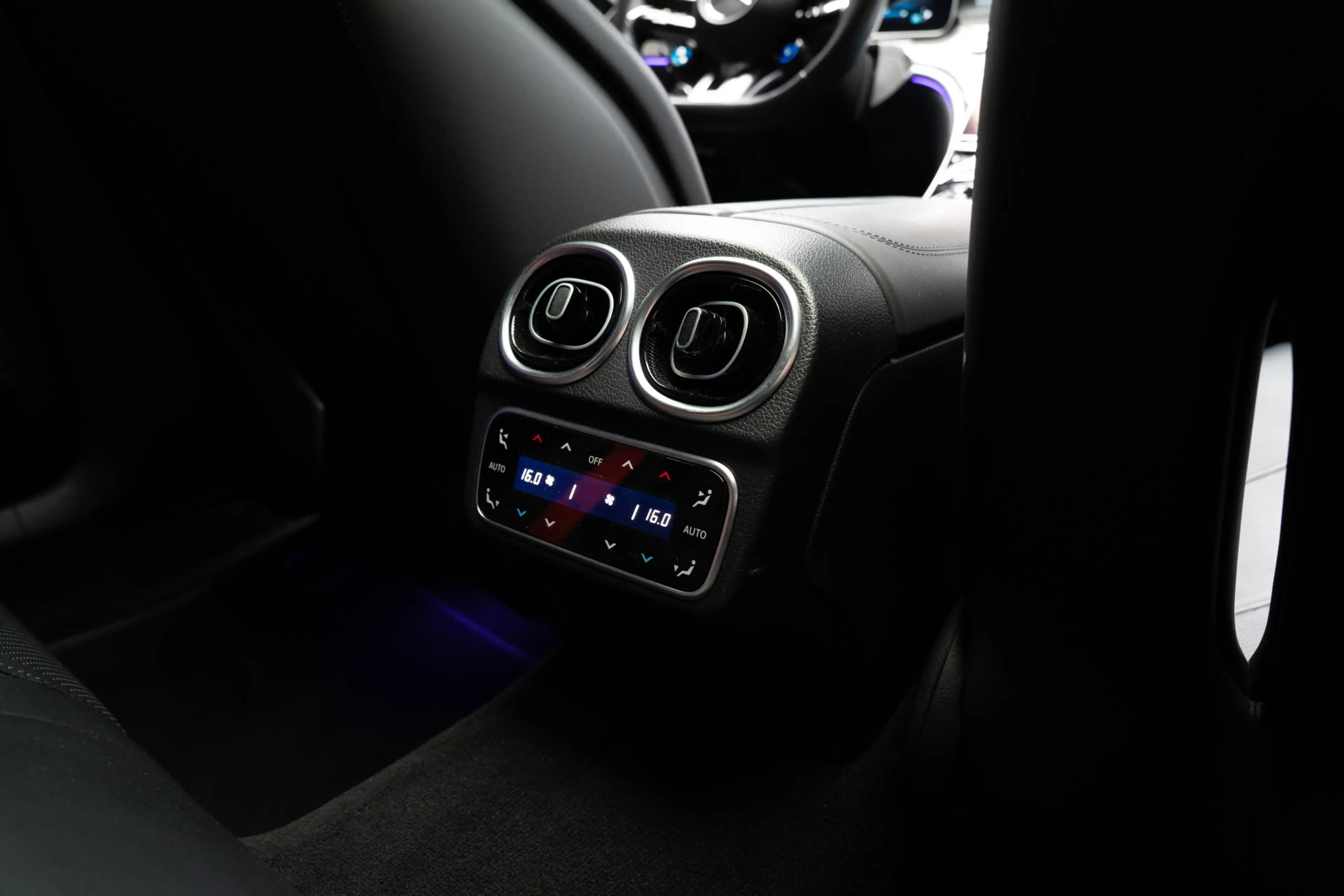 Mercedes-Benz C 63 AMG Estate SE Performance Pano HUD Schaalstoelen Burme — photo 26
