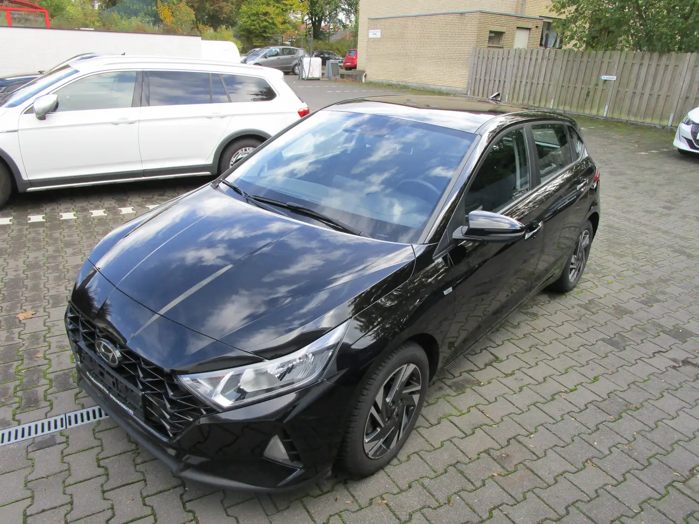 Hyundai i20 Trend Mild-Hybrid Noir - 2