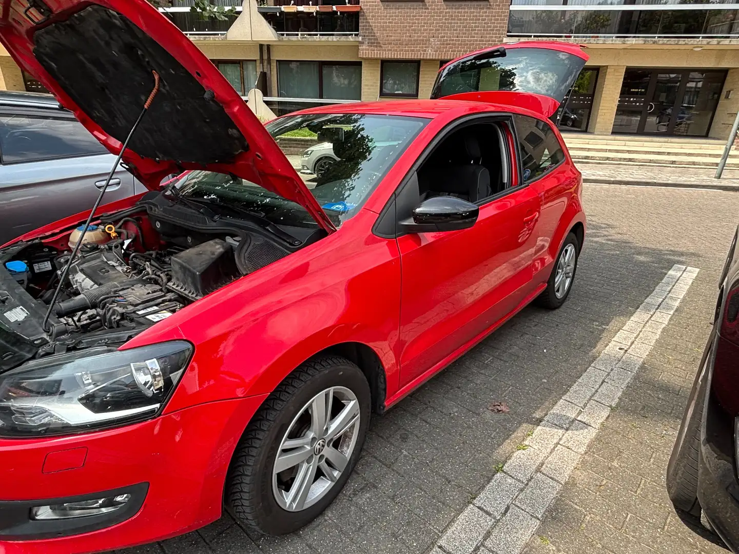 Volkswagen Polo Polo 1.2i Comfortline Rouge - 1
