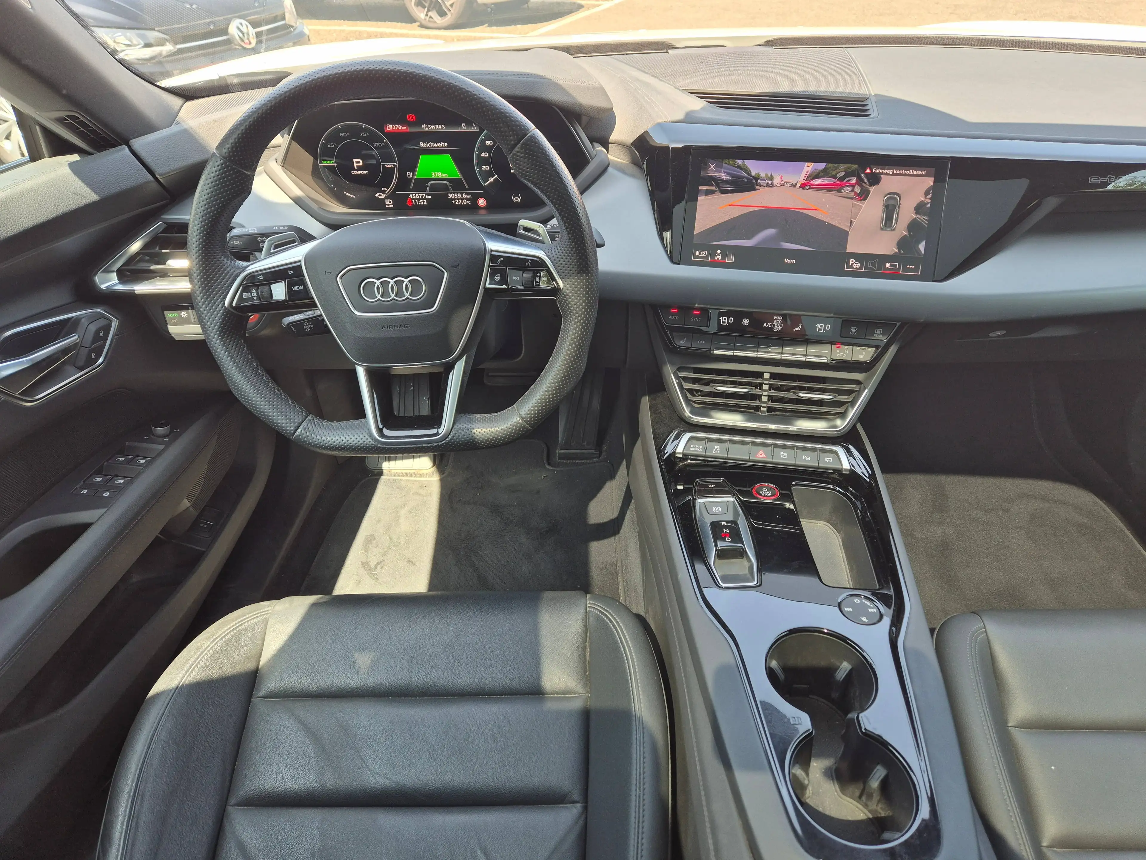 Audi e-tron GT e-tron GT quattro 350 KW — photo 10