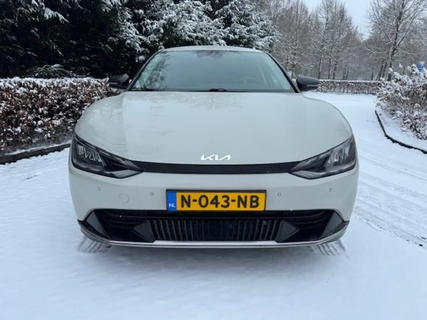 Kia EV6 PLUS 77.4KWH SOH 97,7% TREKHAAK/ LEER ACARPLAY/LED Grau - 2