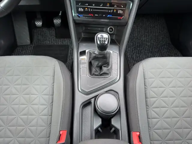Volkswagen Tiguan view 7
