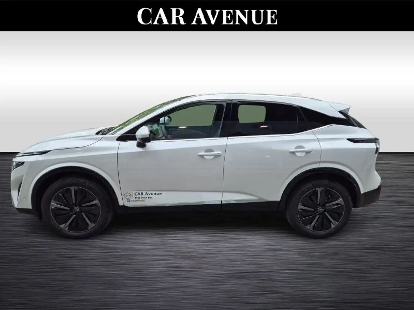 Nissan Qashqai Tekna + Glass Roof + Cold Pack Blanc - 2