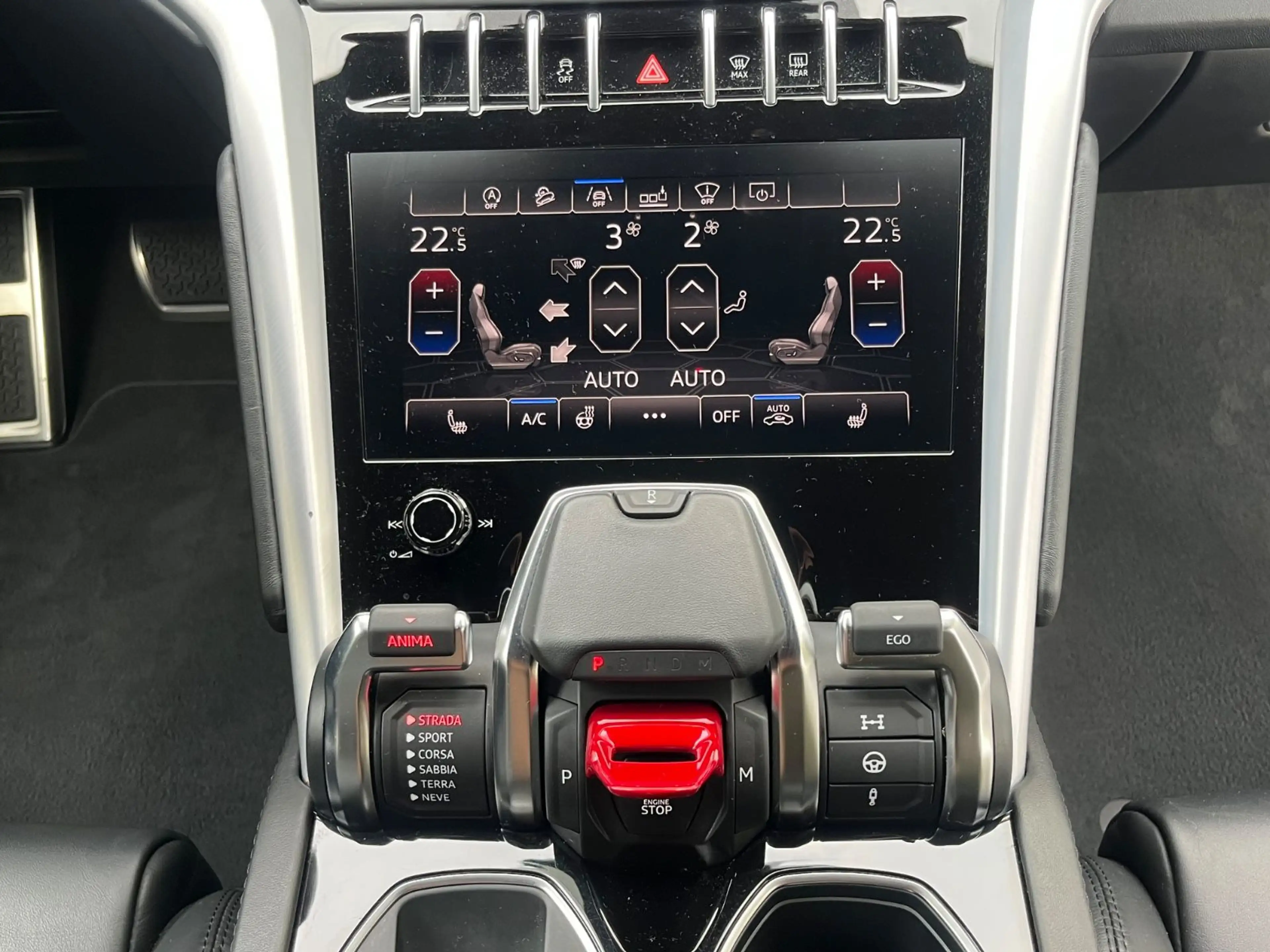 Lamborghini Urus 4.0 V8 Aut. Leder HuD,B&O,360°, Grau Matt — photo 8