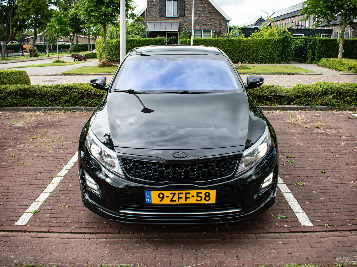 Kia Optima 2.0 CVVT Hybrid Ex.L Zwart - 2