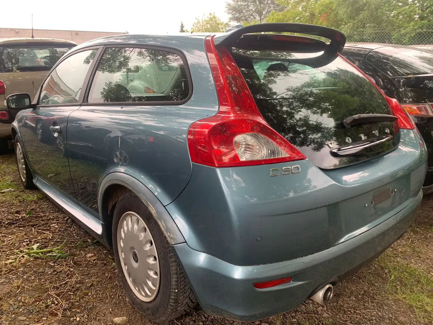 Volvo C30 1.6 **une partie de carte gris* Vert - 2