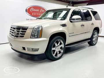 6.2 V8 Platinum Edition - ONLINE AUCTION