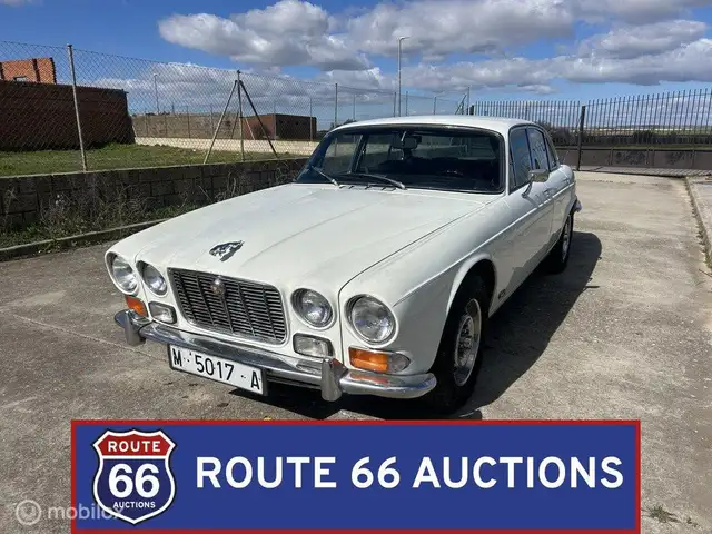 Jaguar XJ6