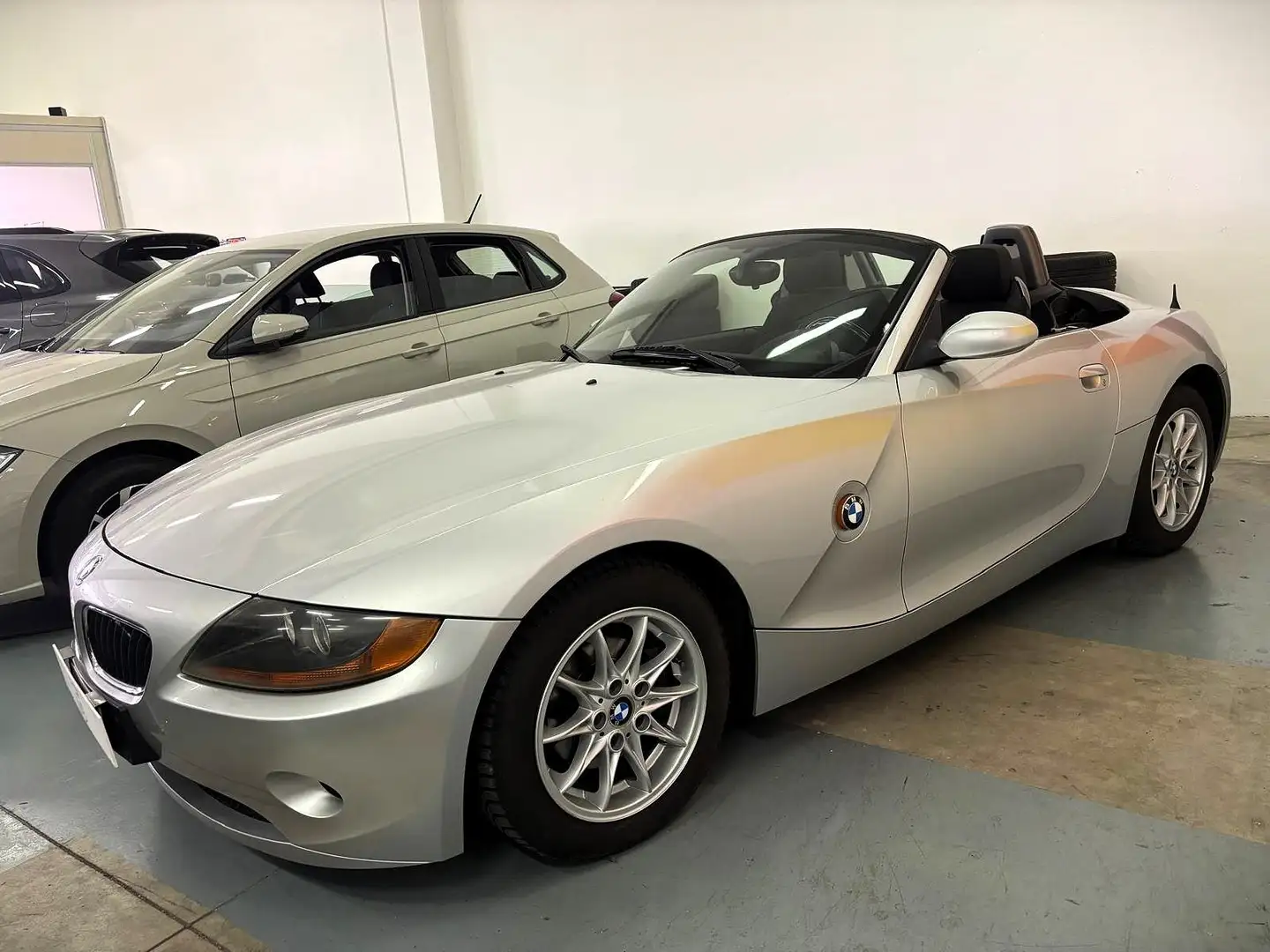 BMW Z4 Roadster 2.2i Zilver - 1