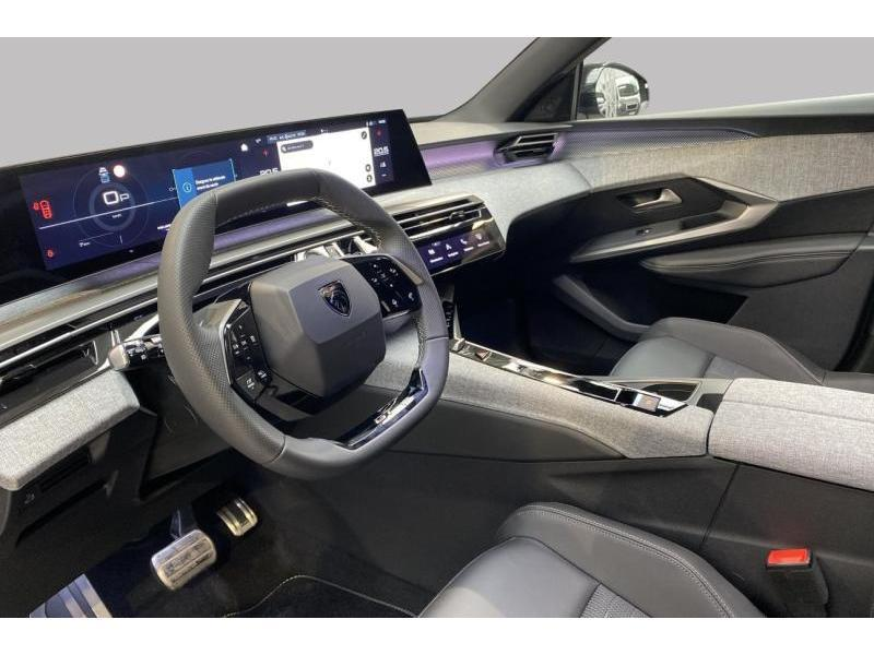 Peugeot 5008 GT - HYBRID - 7 PLACES — photo 9