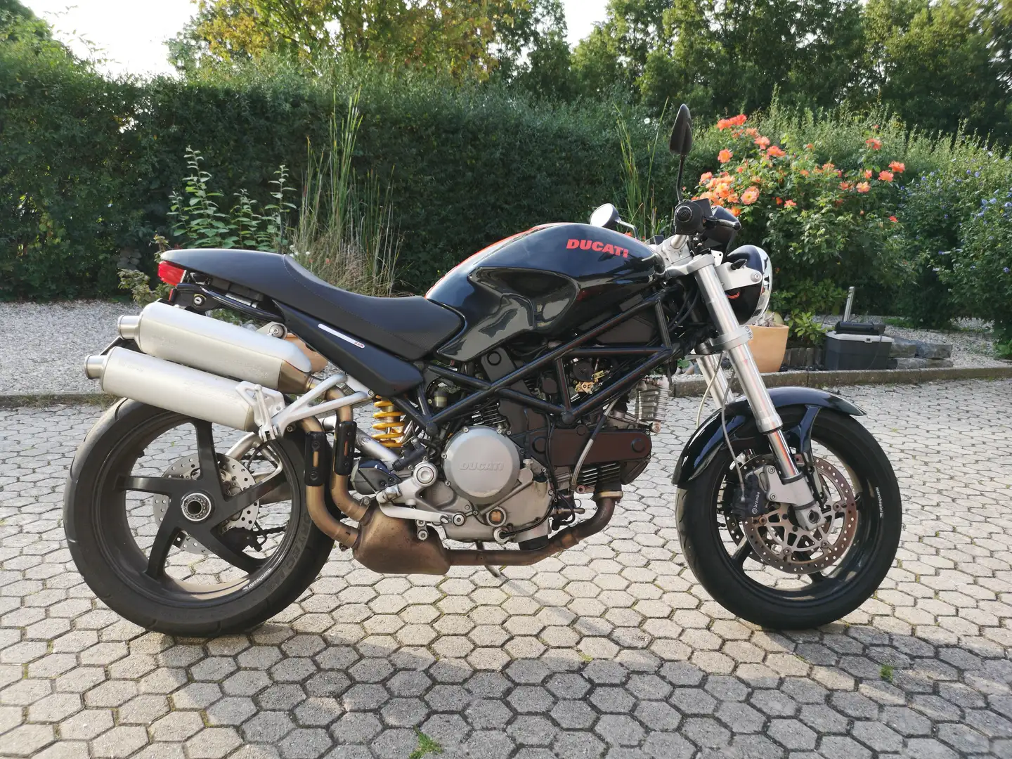 Ducati Monster S2R 800 Fekete - 1
