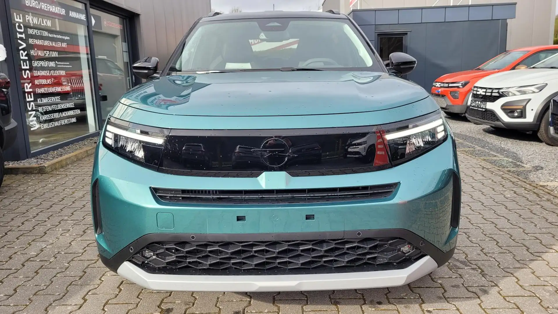 Opel Frontera Ultimate 1.2 107 kW Ultimate*7Sitze*LED*Navi*Sh... Grün - 2