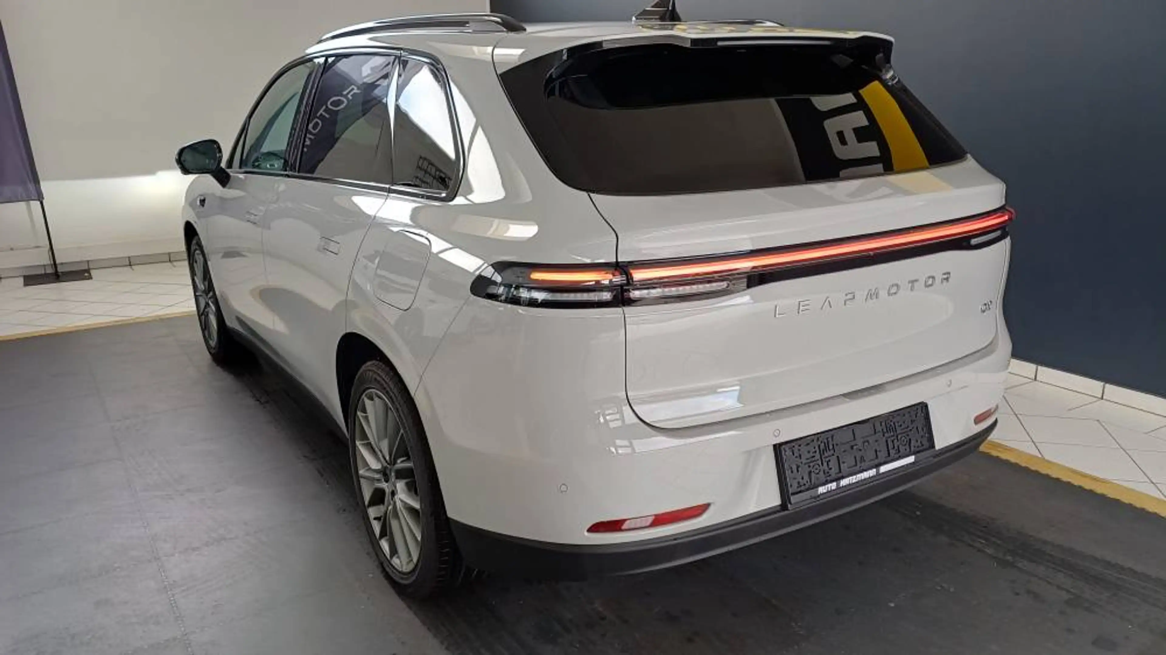 Leapmotor C10 Design ProMax AWD 81,9 kWh 600PS — photo 7