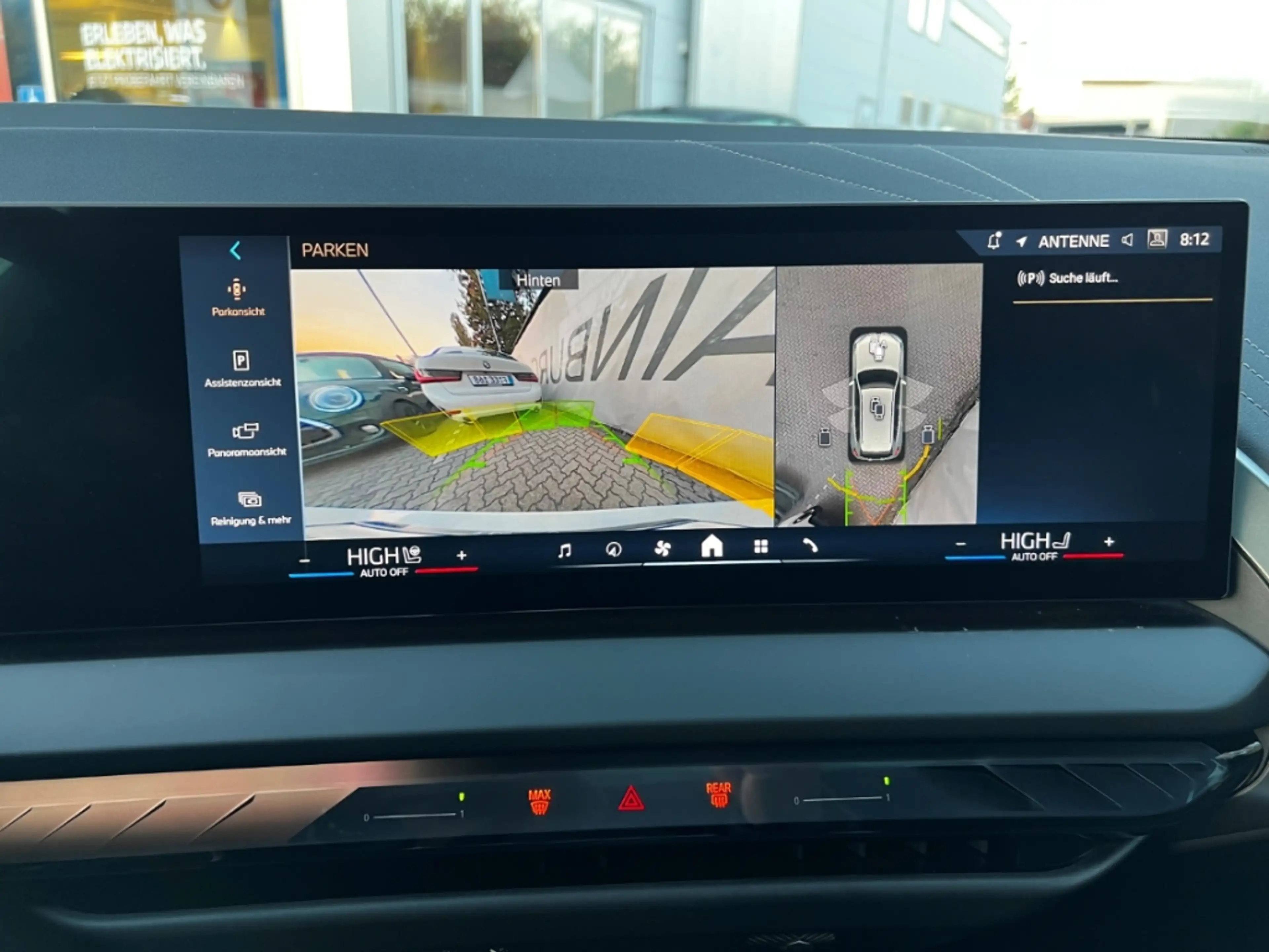 BMW X3 30e xDrive Sportpaket HUD AHK-klappbar El. Panodac — photo 7