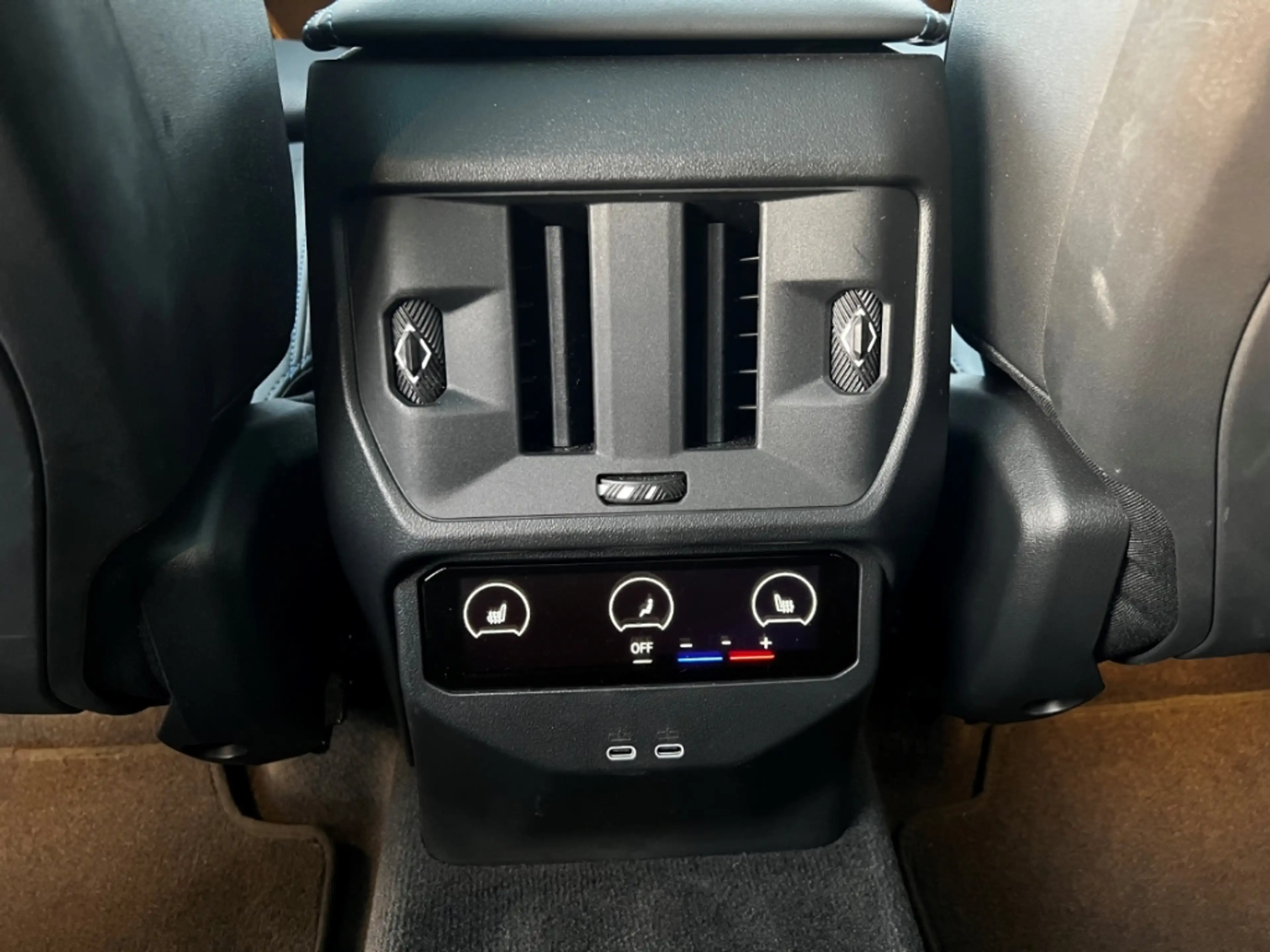 BMW X3 30e xDrive Sportpaket HUD AHK-klappbar El. Panodac — photo 14