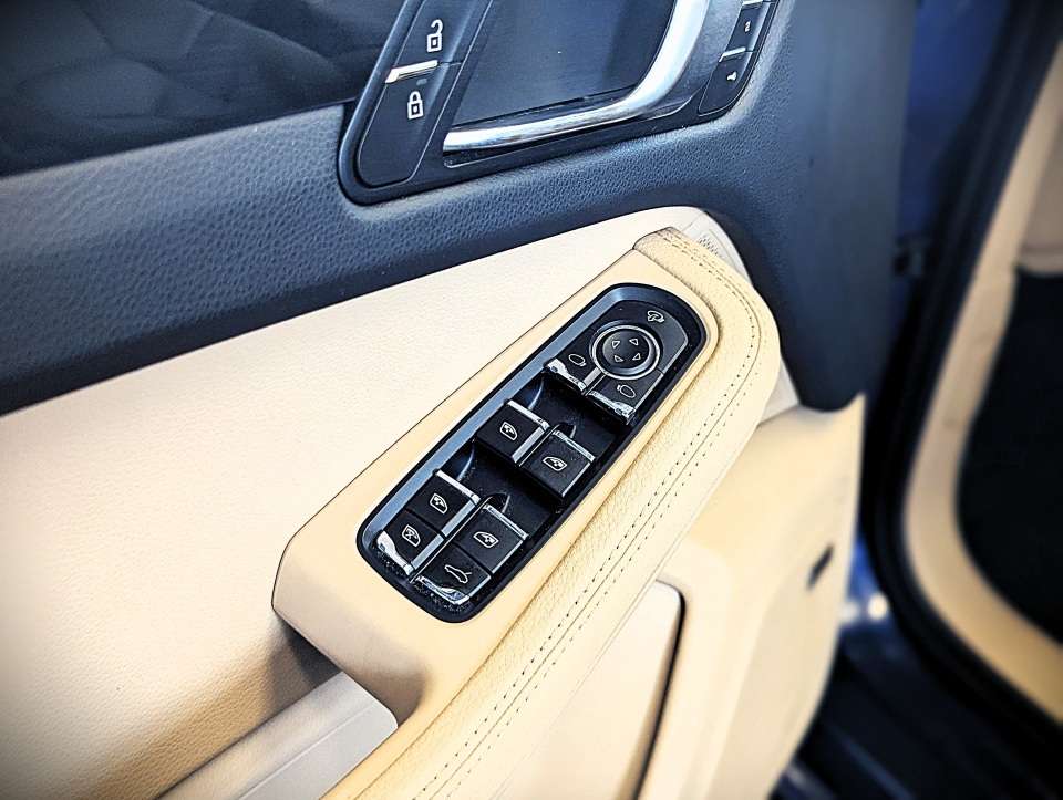 2024 Porsche Macan S Un Propriétaire thumb 17