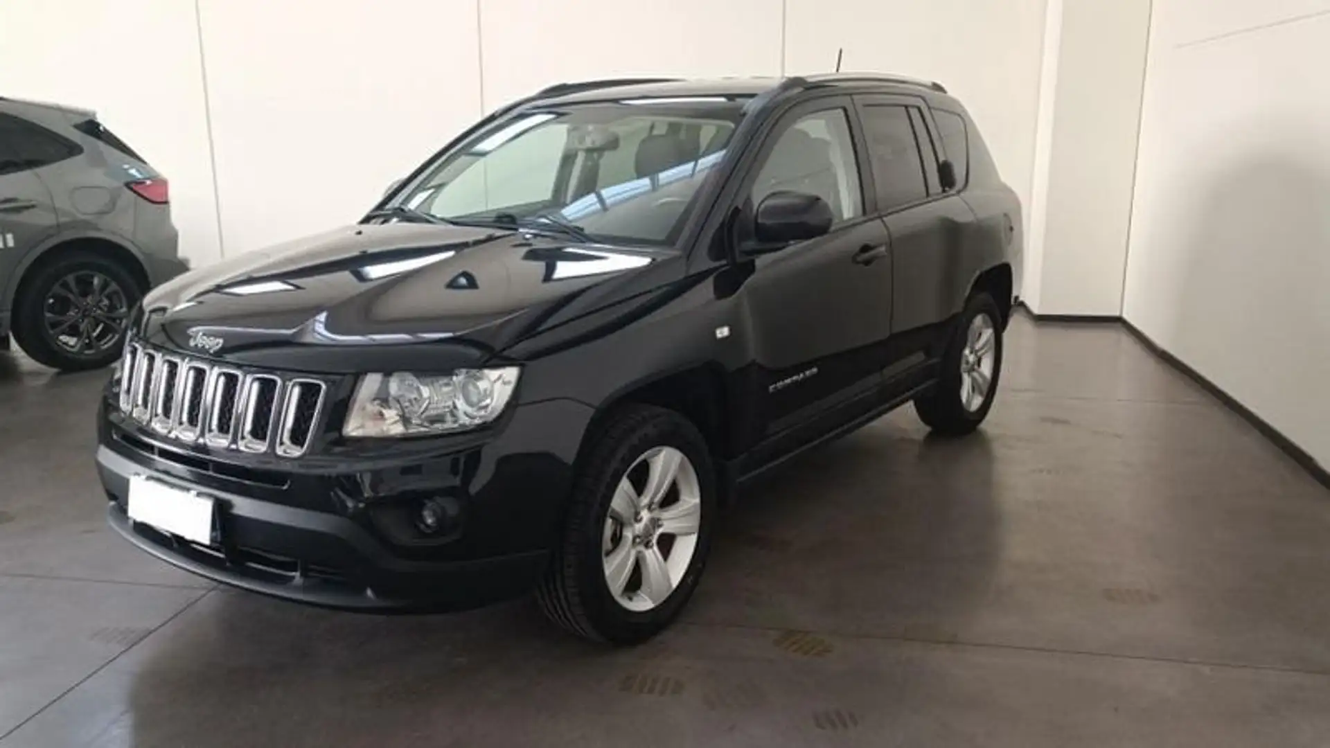 Jeep Compass 1 serie 2.2 CRD Sport 2WD Negro - 1
