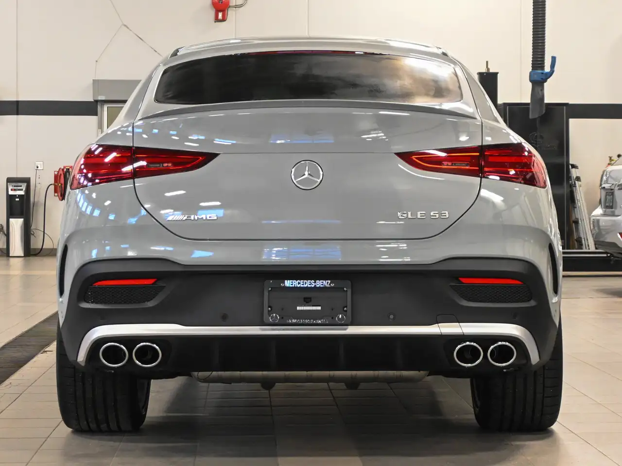 Mercedes-Benz GLE снимка Mercedes-Benz GLE
