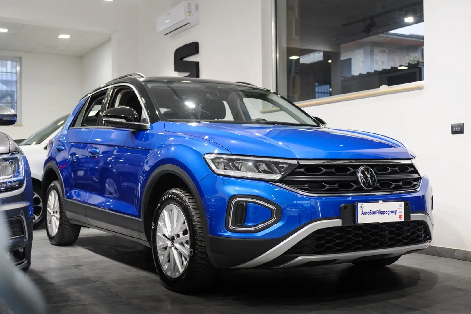 Volkswagen T-Roc T-Roc  2.0 tdi Life 115cv NAVY-CLIMATRONIC-LED Blu/Azzurro - 1