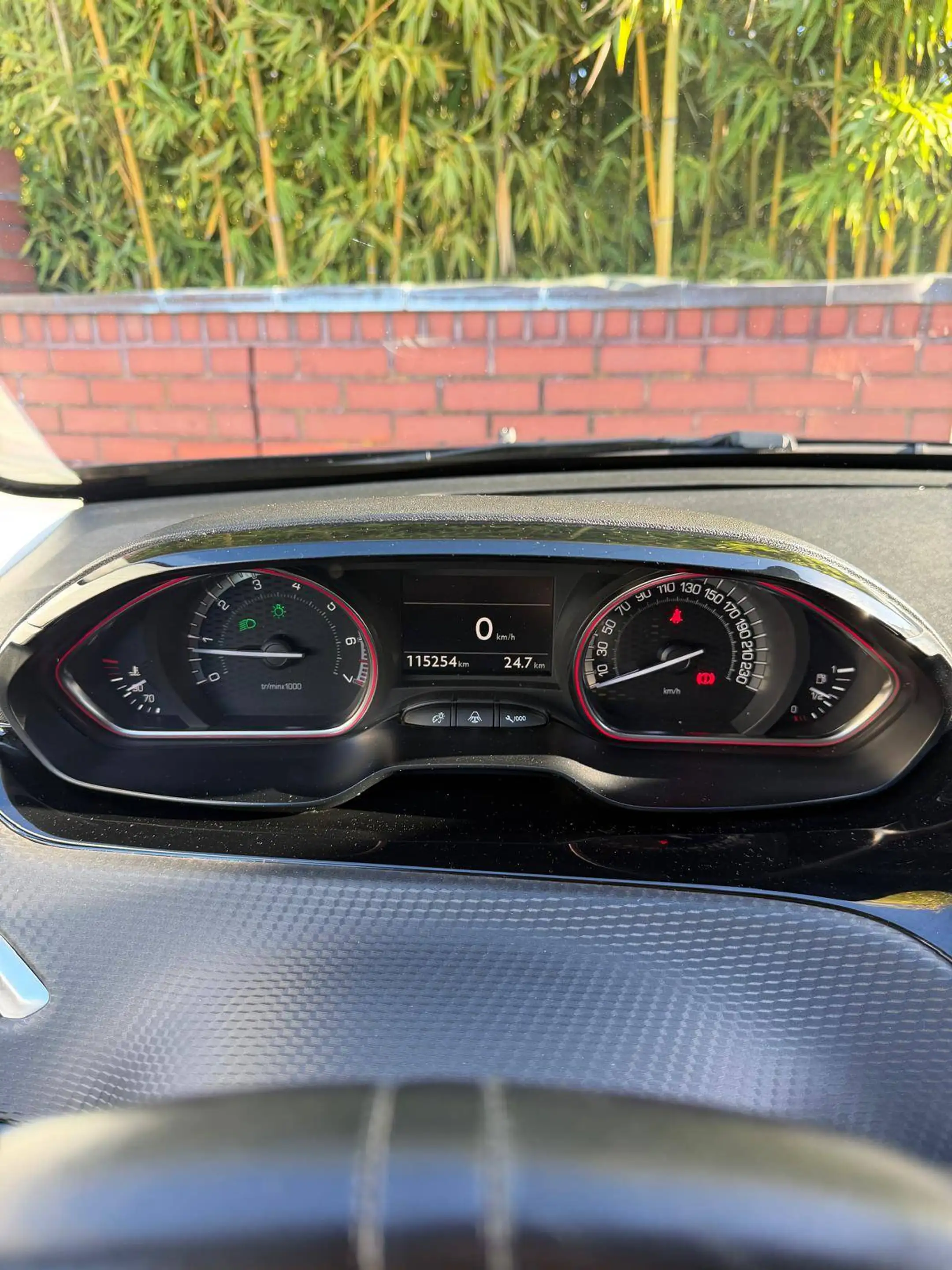 Peugeot 2008 Allure GT-Line // Garantie // Zahnriemen neu // 2-Hand // — photo 14