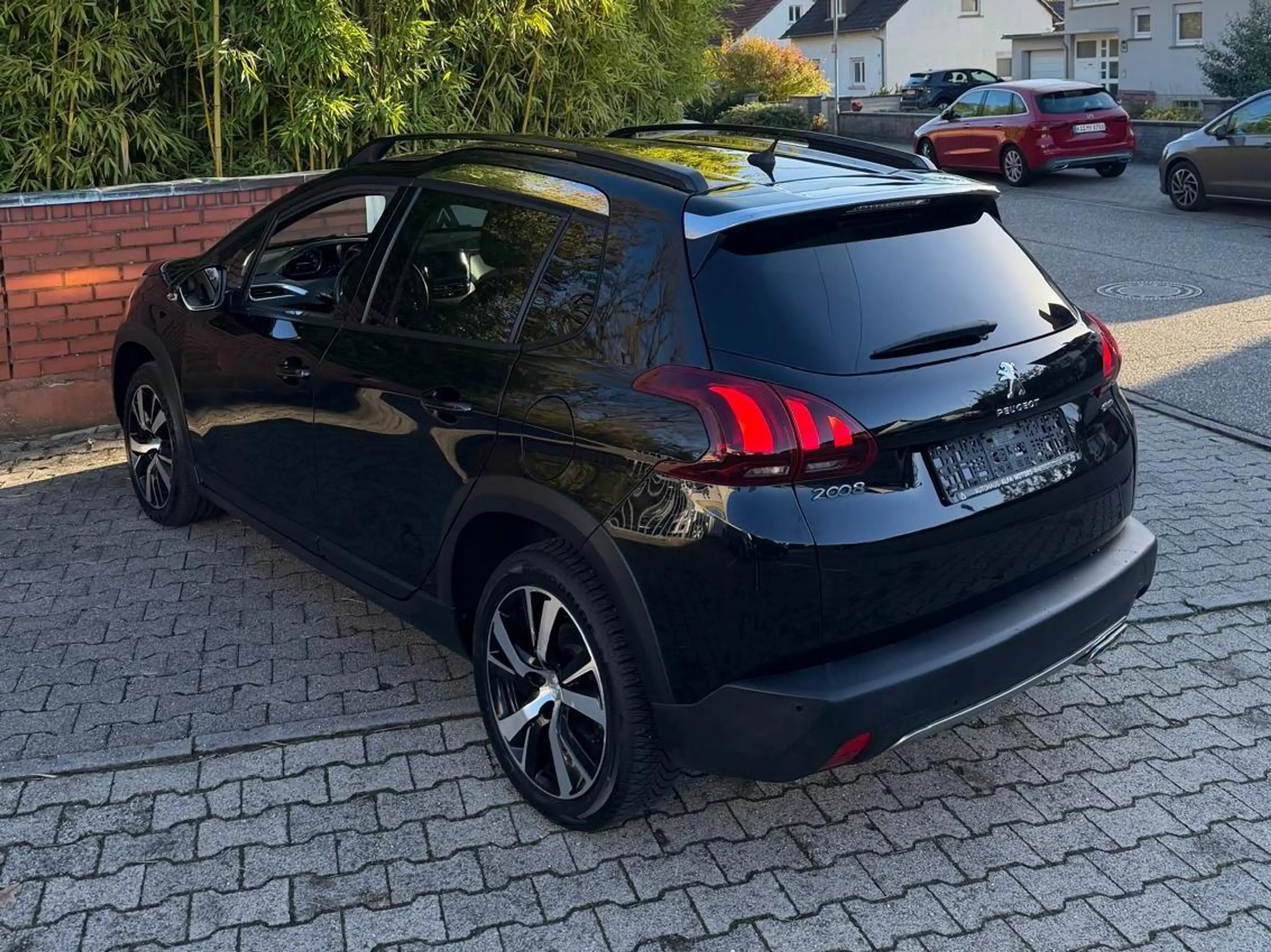 Peugeot 2008 Allure GT-Line // Garantie // Zahnriemen neu // 2-Hand // — photo 6