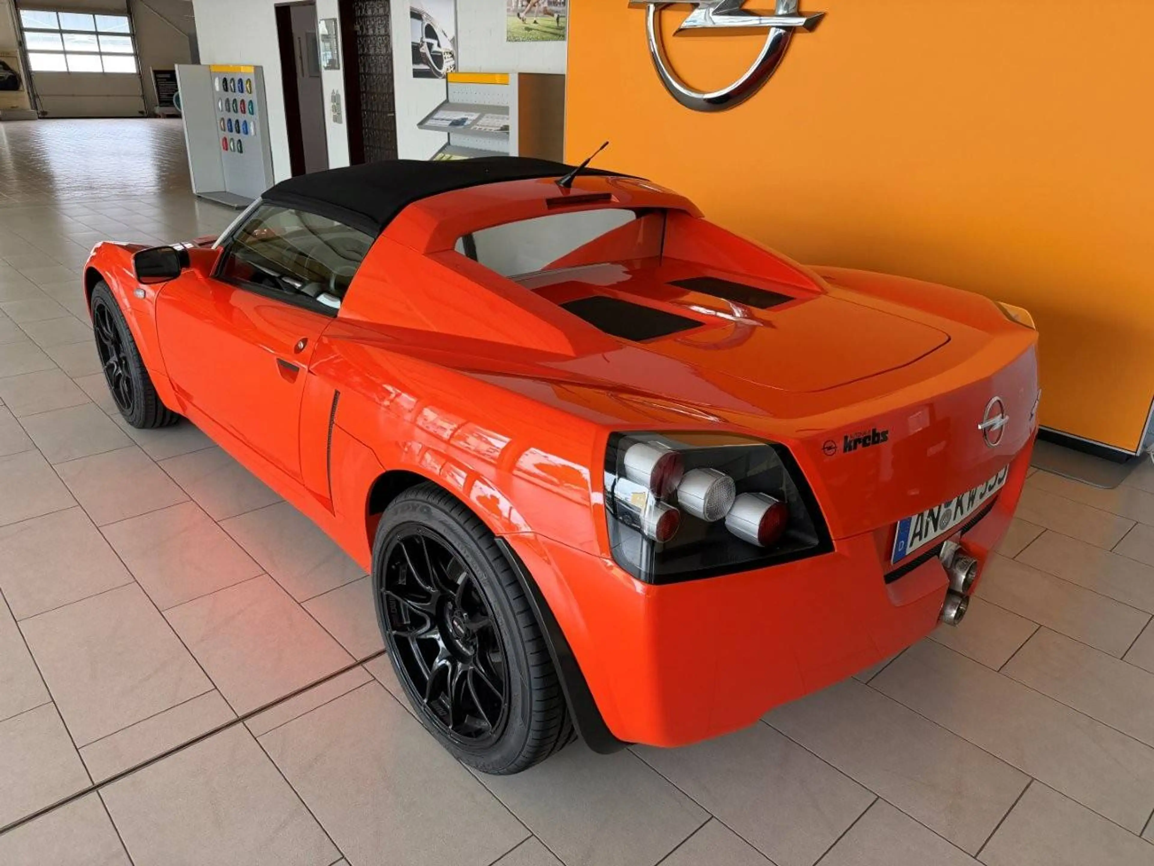 Opel Speedster 2.2 ECOTEC - Roadster - Original Zustand - SOMMERFAHRZEUG - inklusive Soft- & Hardtop — photo 6
