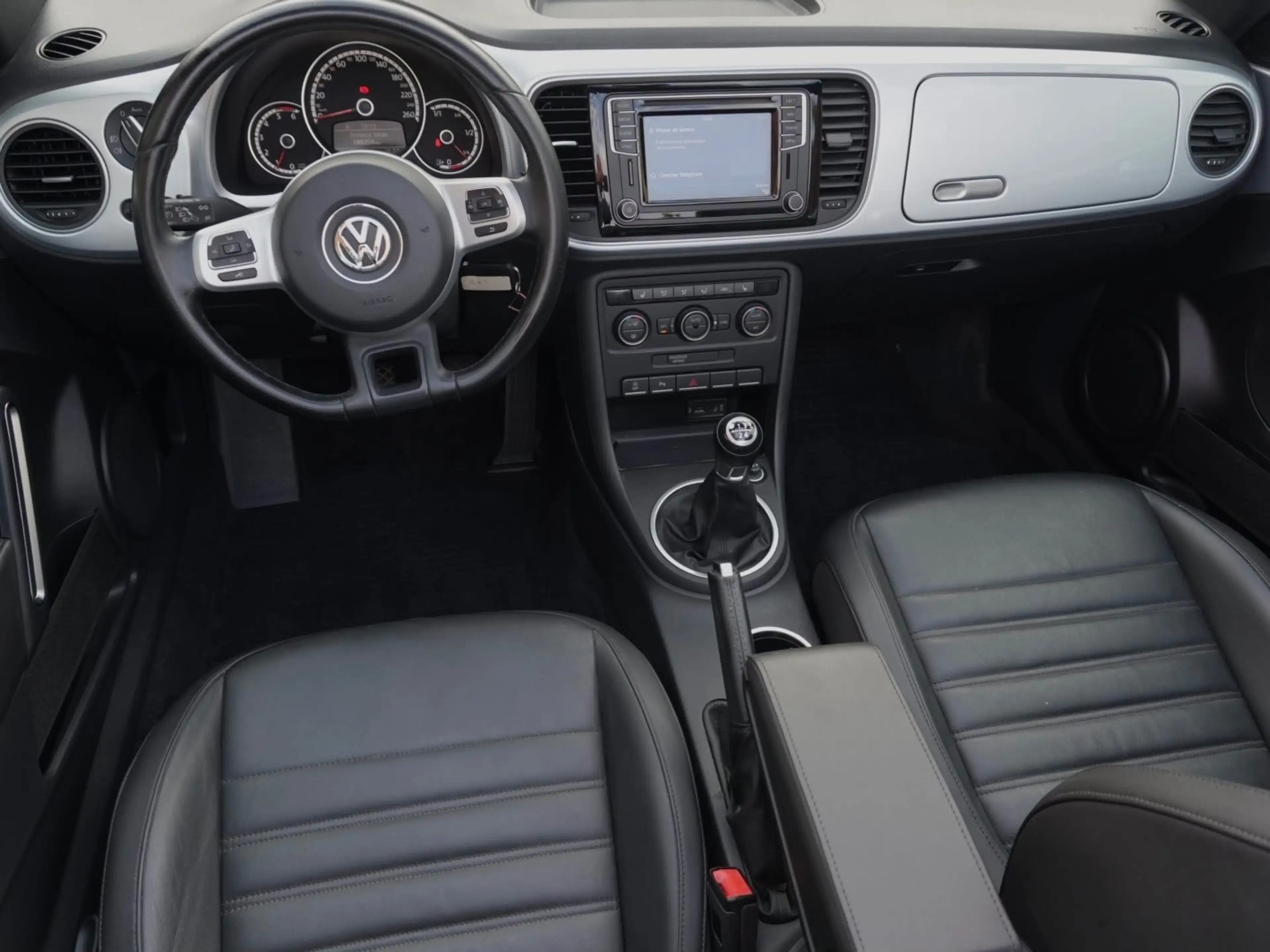 Volkswagen Beetle Beetle Cabriolet 2.0 CR TDi Allstar BMT — photo 2