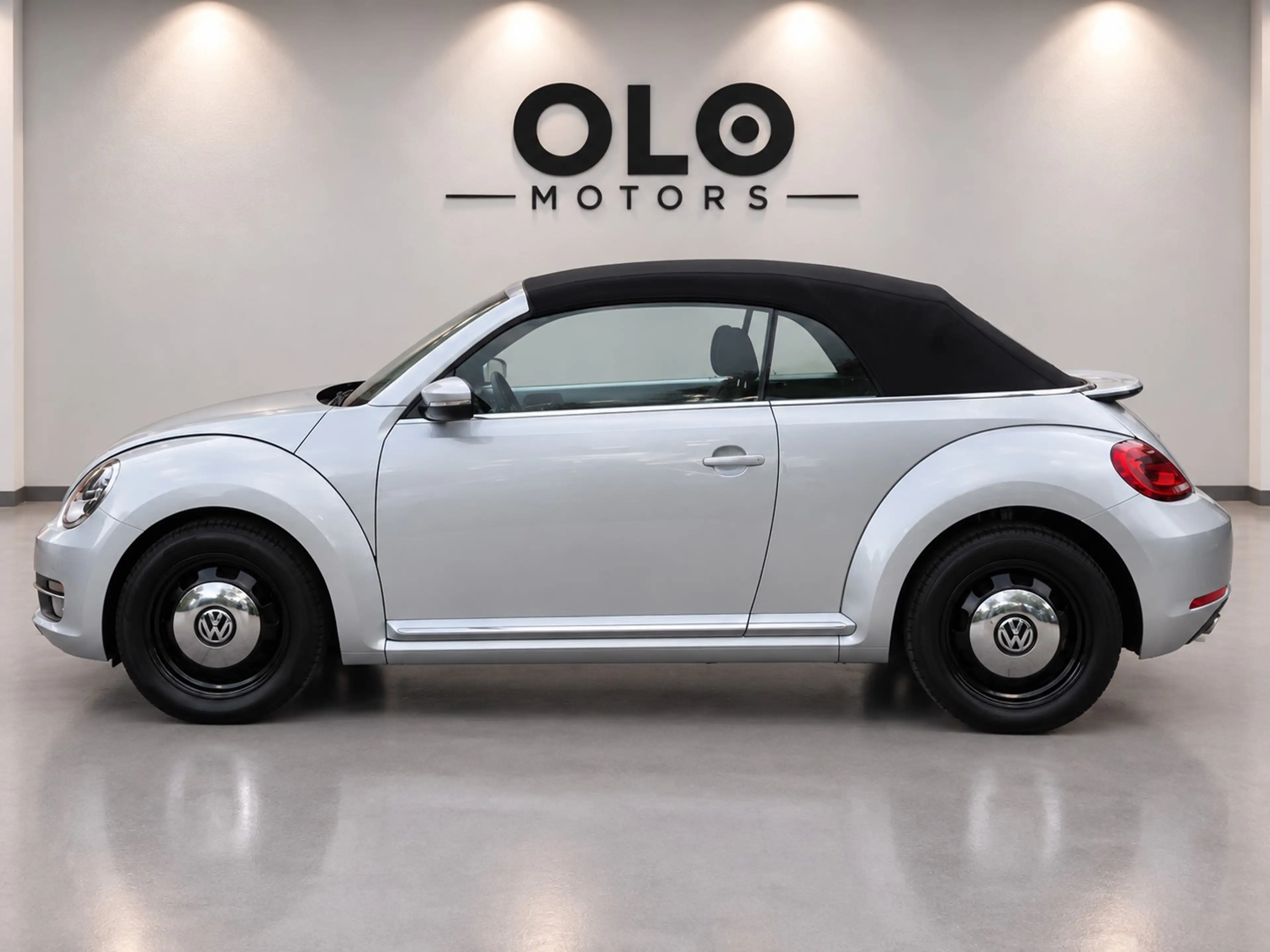 Volkswagen Beetle Beetle Cabriolet 2.0 CR TDi Allstar BMT — photo 6