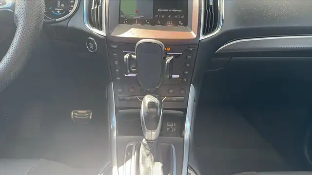 Ford Edge view 13