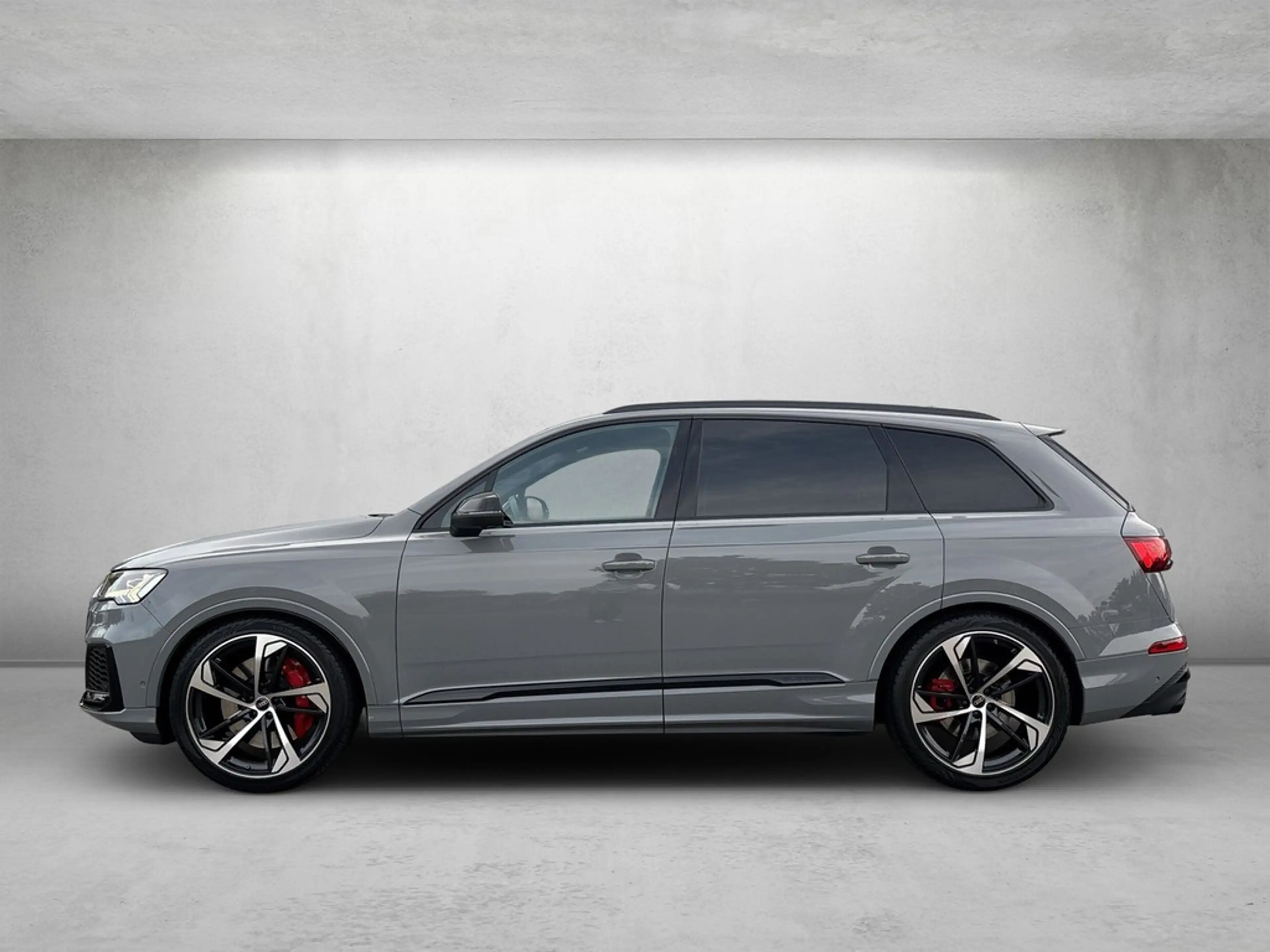Audi SQ7 4.0 TFSI quattro competition plus tiptronic — photo 2