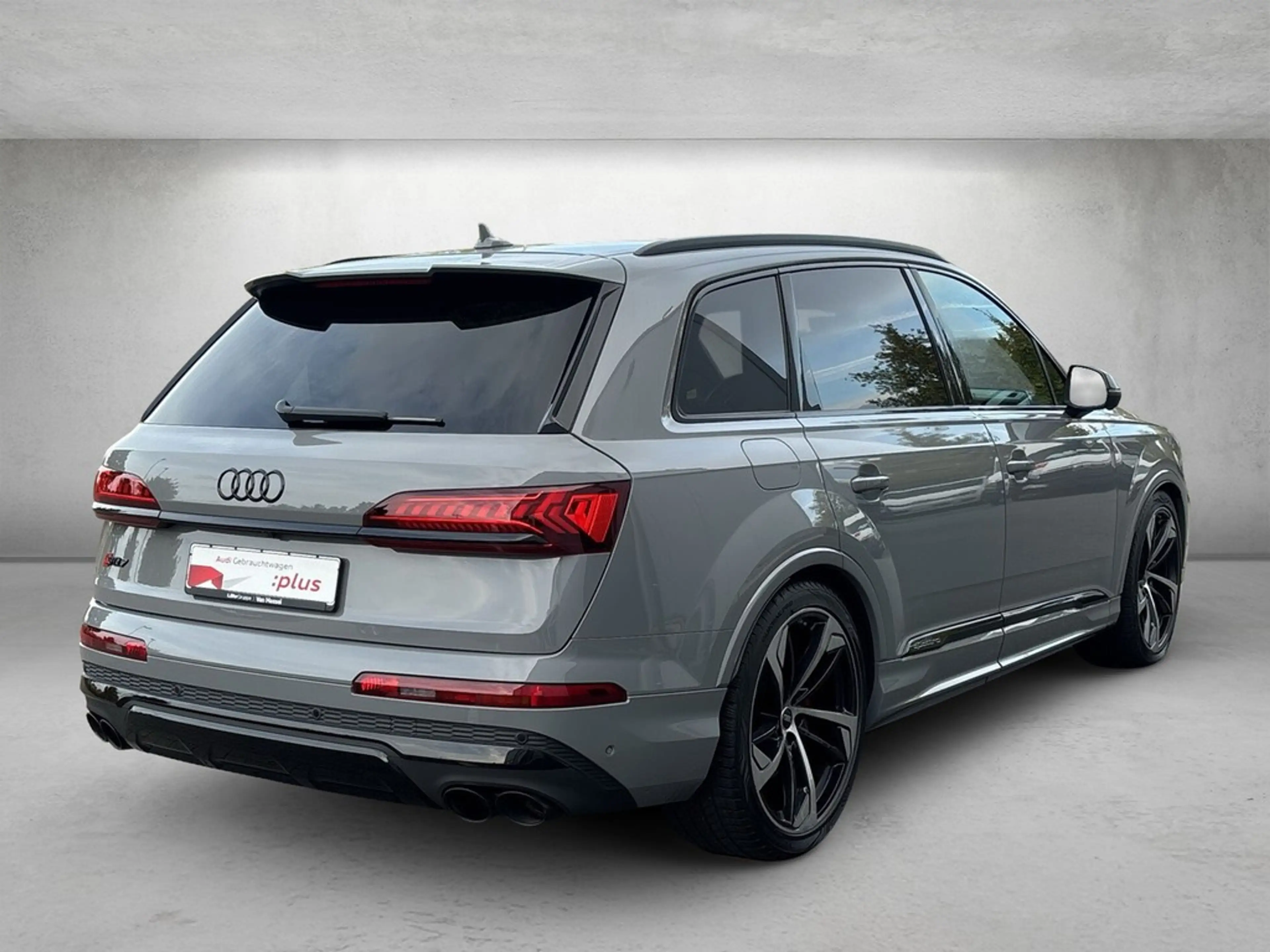 Audi SQ7 4.0 TFSI quattro competition plus tiptronic — photo 3