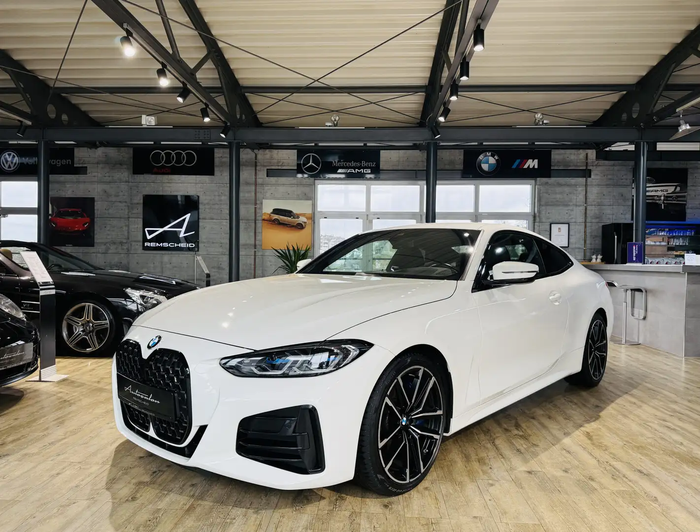 BMW 440 i xDrive*LASER*HEADUP*NAVI*CARPLAY*H&K* Weiß - 1