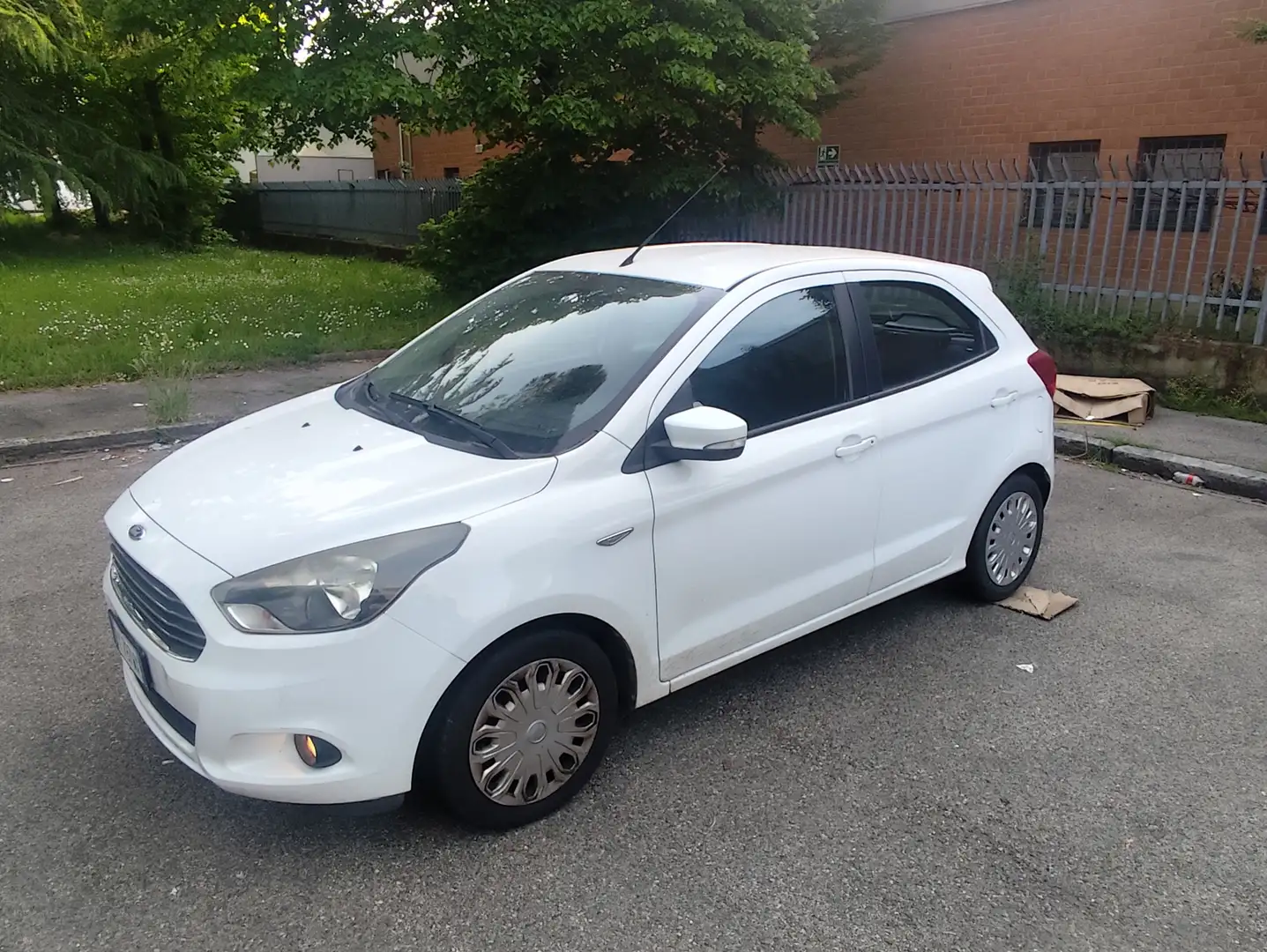 Ford Ka/Ka+ Ka + 1.2 70cv Bianco - 1