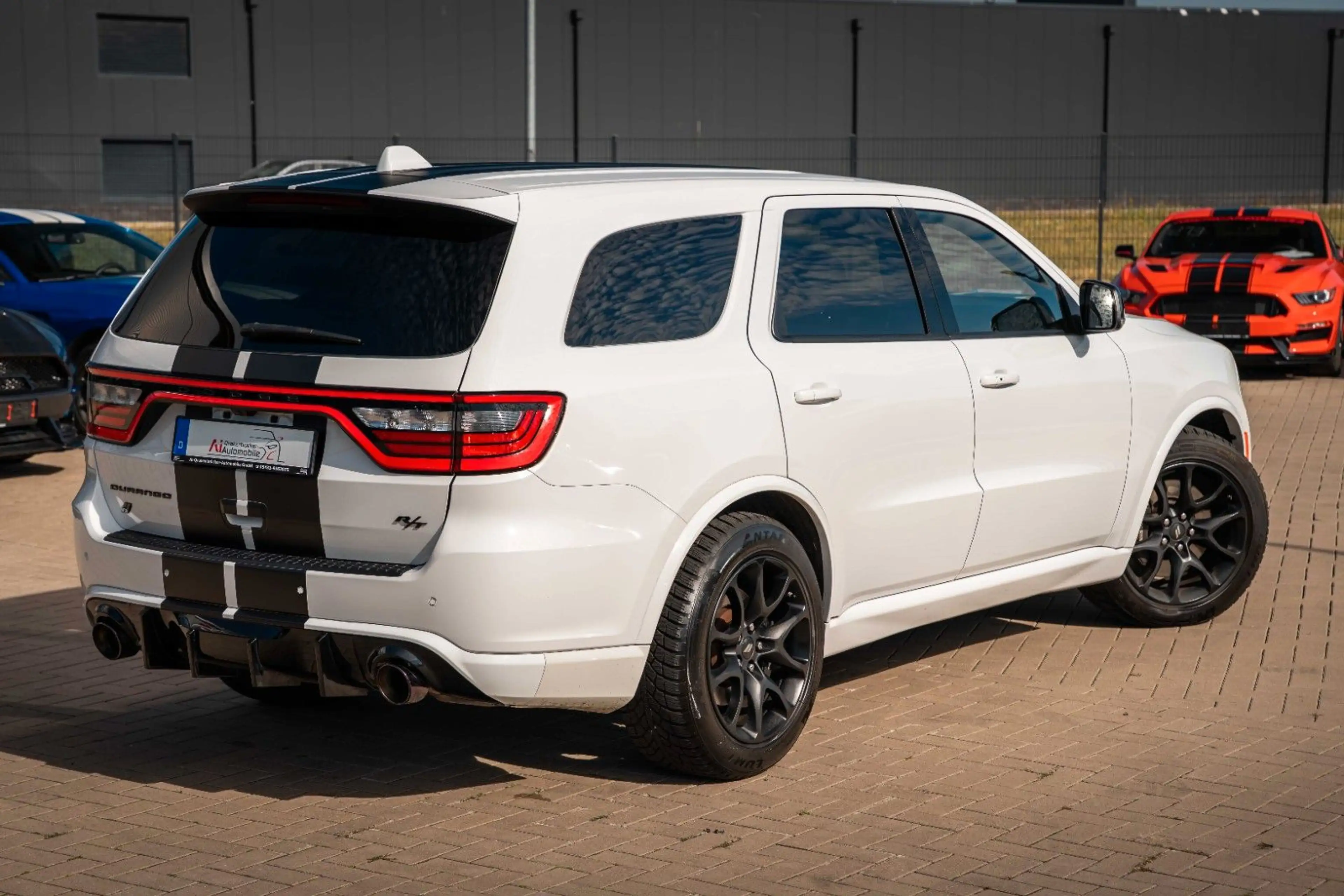 Dodge Durango 5.7 HEMI V8 4x4 LPG 6 Sitzer in SRT-Opti — photo 13