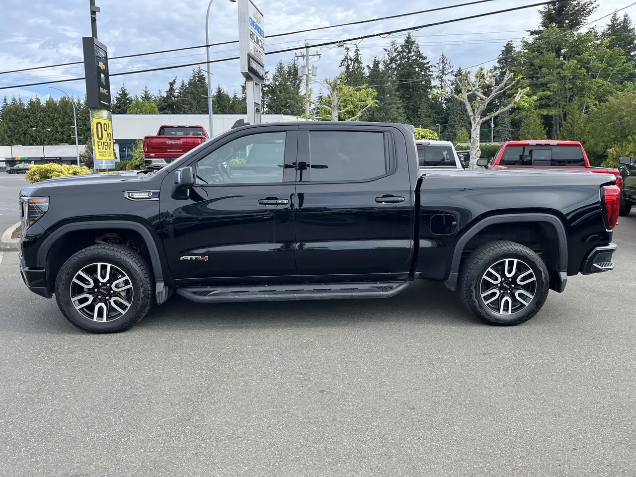 GMC Sierra 1500 снимка GMC Sierra 1500