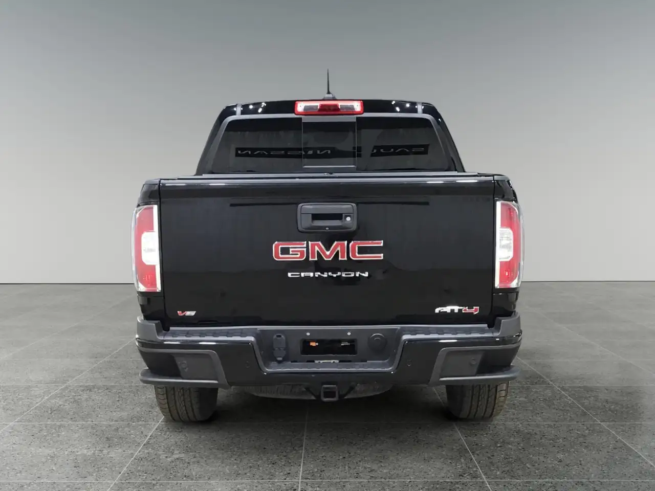 GMC Canyon снимка GMC Canyon