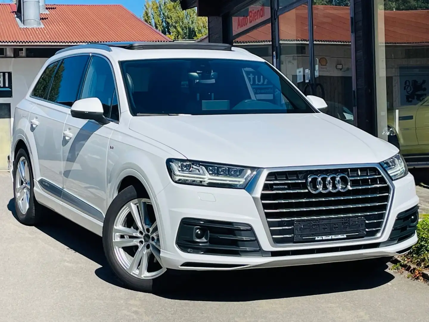 Audi Q7 50 TDI S-Line quattro Matrix LED DAB AHK Weiß - 1