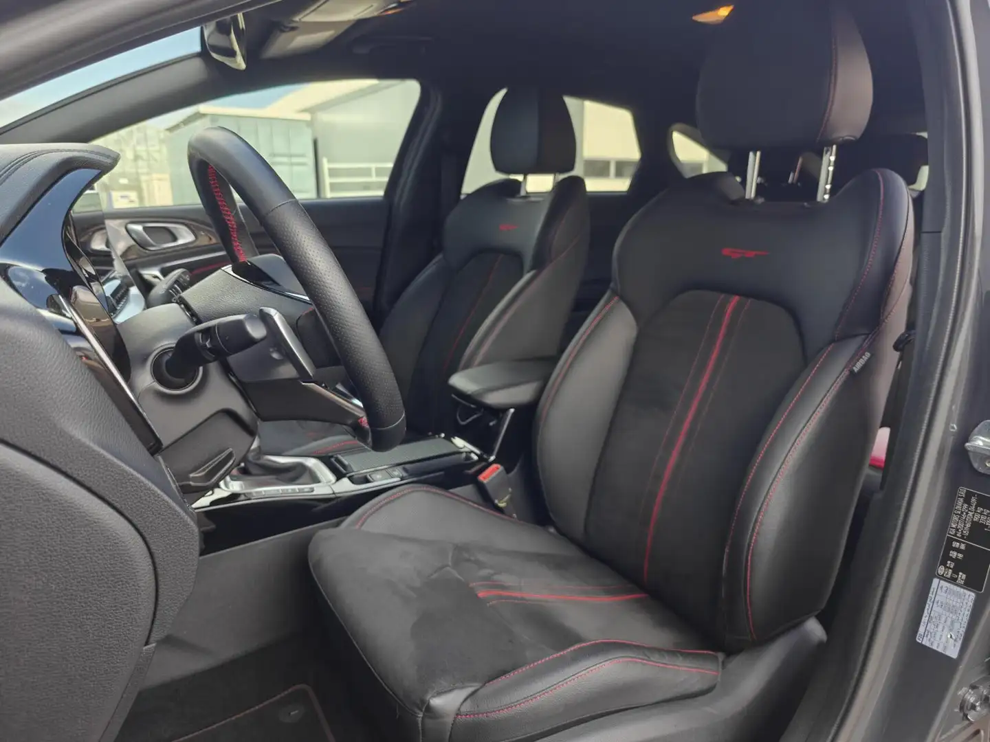 Kia ProCeed / pro_cee'd 1.6 T-GDI GT|Carplay|205pk|Camera|Stoelverwarmin Gris - 2