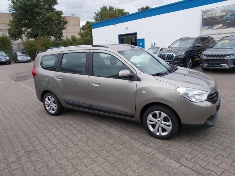 Dacia Lodgy 1.2 TCe Prestige AHK Leder Navi Klima PDC — photo 3