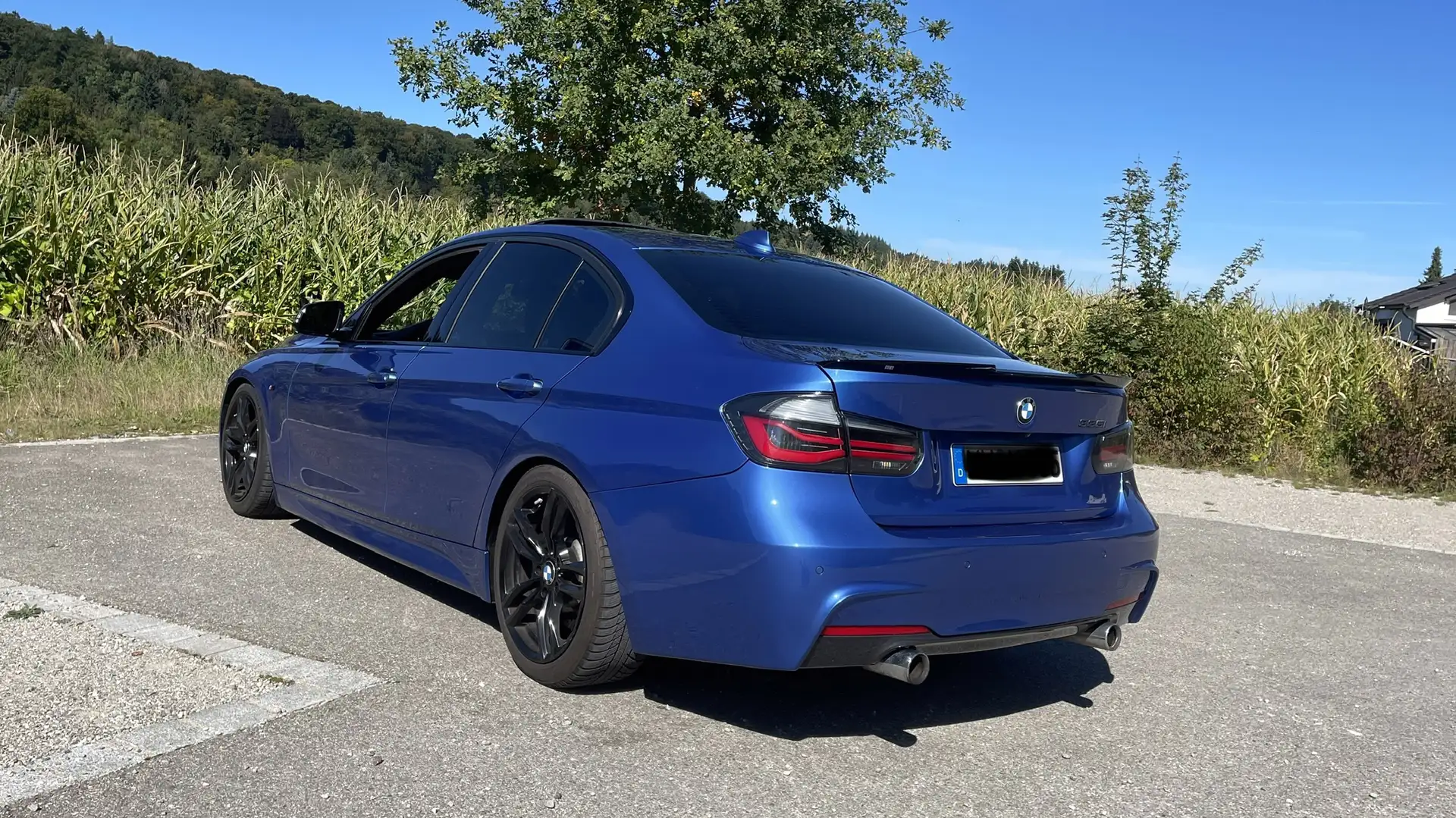 BMW 335 335i Sport-Aut. Sport Line M-Paket Blau - 1