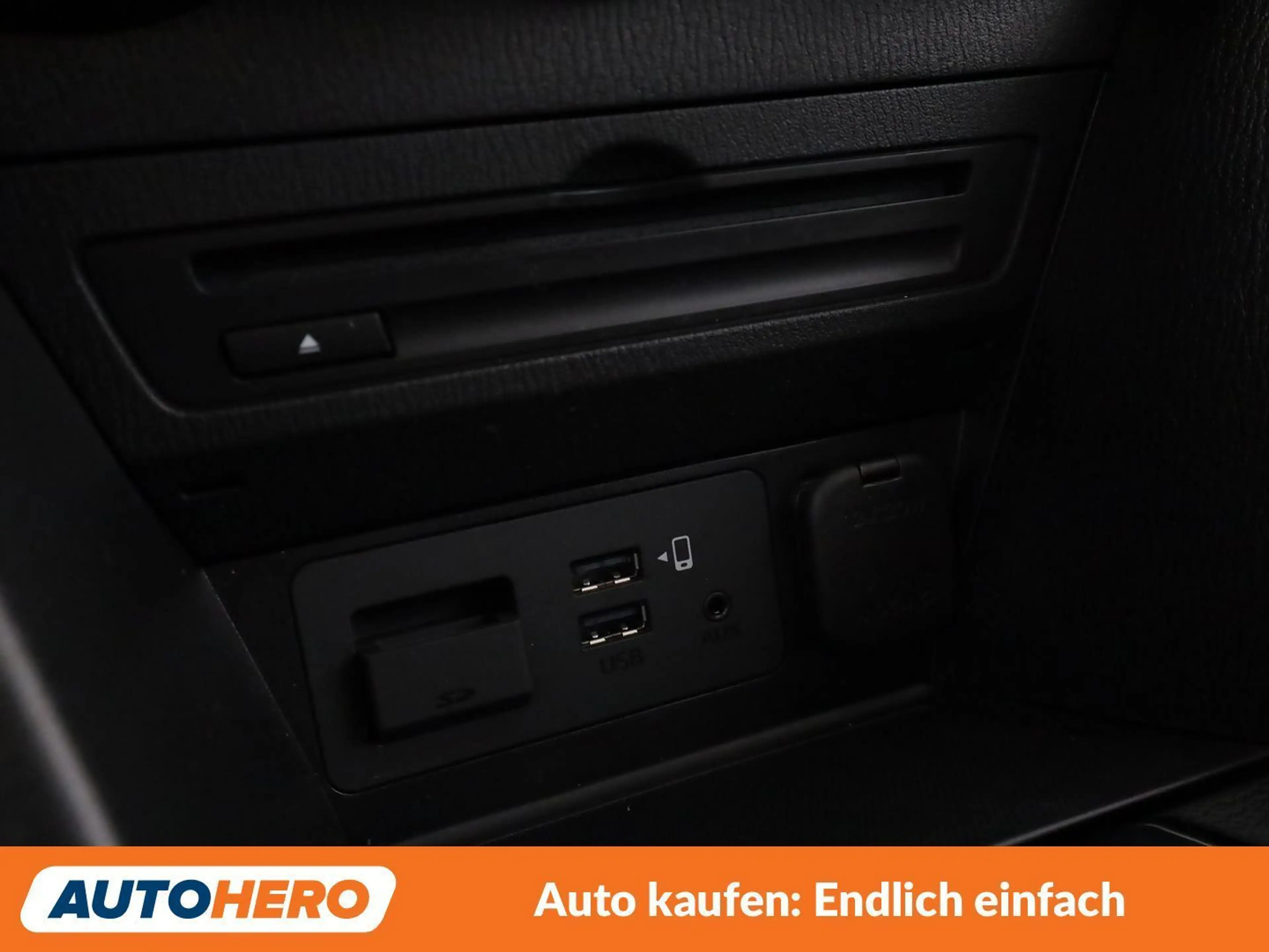 Mazda CX-3 2.0 Skyactiv-G Takumi — photo 25