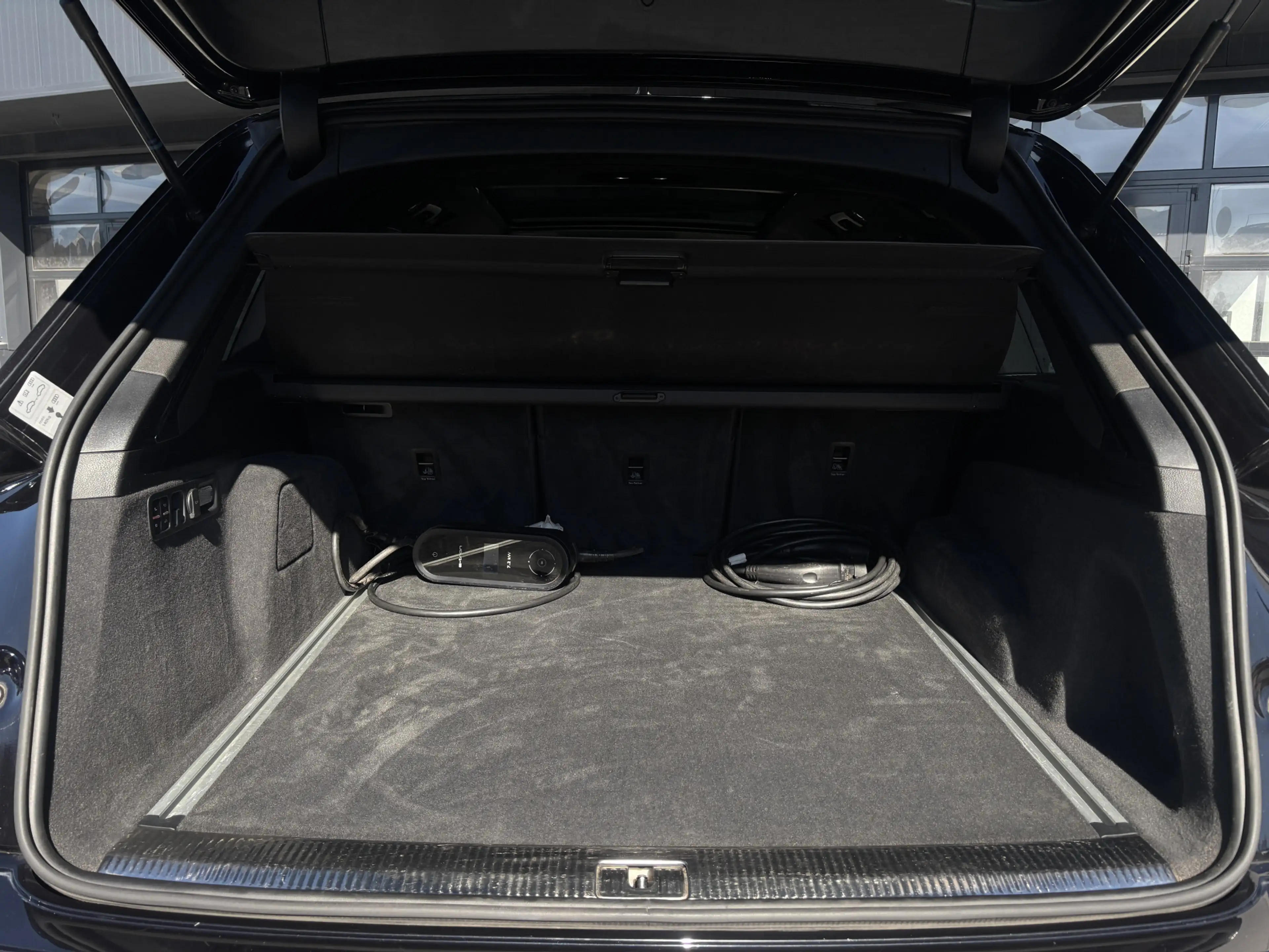 Audi Q7 e-tron 3.0 TDI quattro Premium Head-up Bose Pano — photo 11